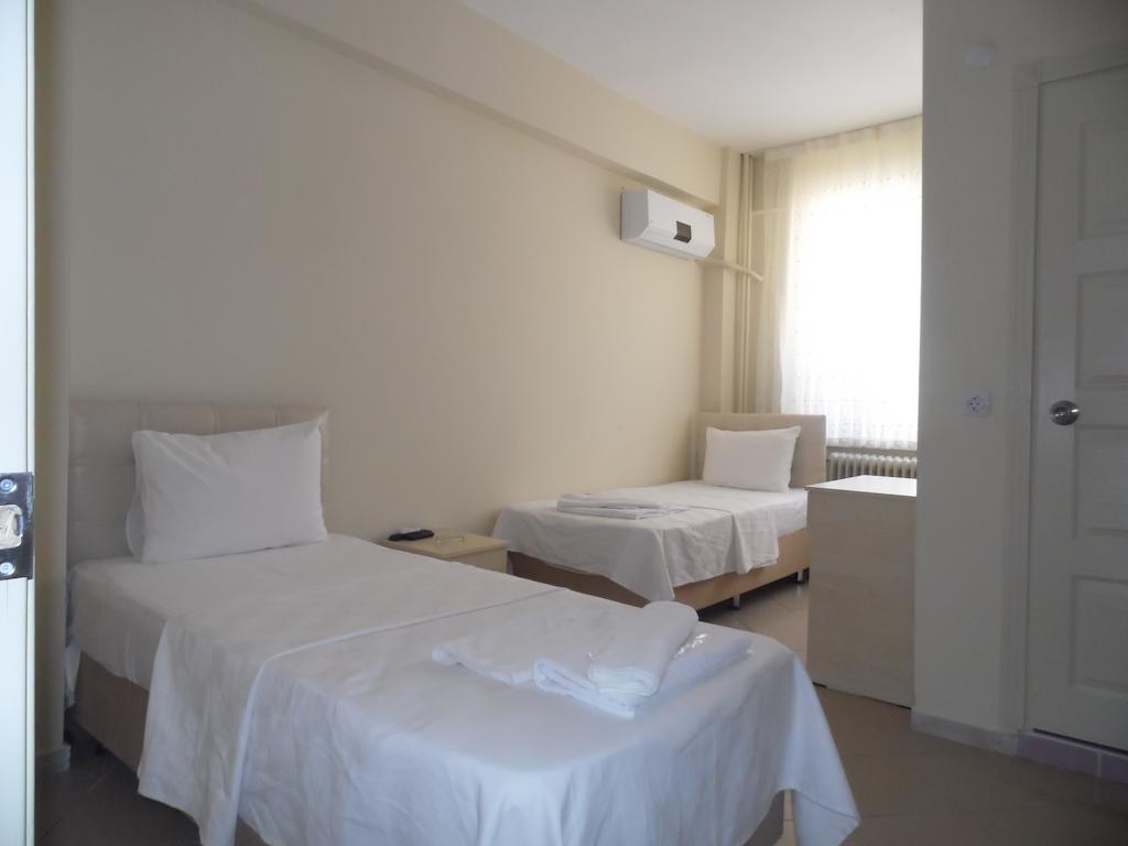 Saral Otel Derince Zimmer foto